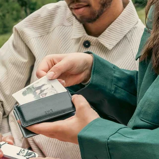 INE the wallet negro INE the wallet negro