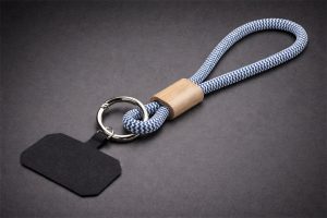 230836001_main2_KXSkMoA