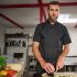 6 modelos clave para vestir a los equipos de cocina