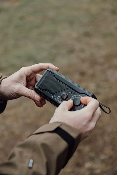 ND430.0401 - Radio multifuncional Nordic Drift Titan IPX4 de 4000 mAh, negro ND430.0401 - Radio multifuncional Nordic Drift Titan IPX4 de 4000 mAh, negro